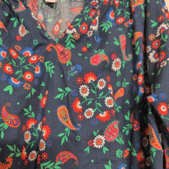 Croft & Barrow Floral Paisley Shirt Womens Size XL Blue Lightweight V Neck - Picture 3 of 7